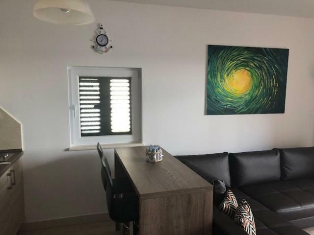 Apartmani Irina Водице Экстерьер фото