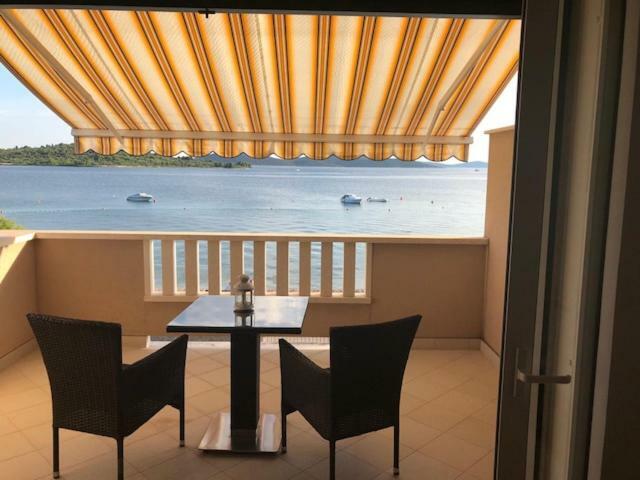Apartmani Irina Водице Экстерьер фото